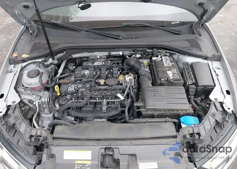 2019 Audi A3 40 Premium/40 Titanium Premium из США, поврежденный, VIN WAUAUGFF4KA098943